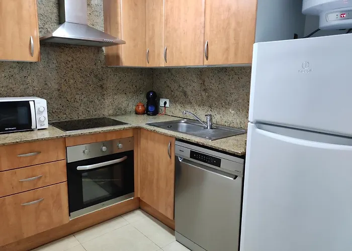 アパート Boadella-fenals *